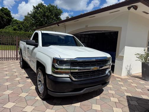 White 2018 Chevrolet Silverado 1500 WT