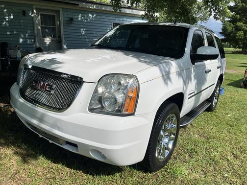 2011 GMC Yukon Denali