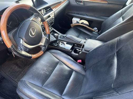 Silver 2015 Lexus ES 300h Base