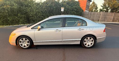 Silver 2007 Honda Civic LX