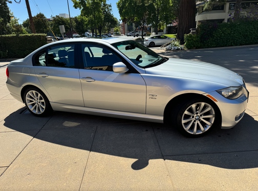 2011 BMW 328 i xDrive
