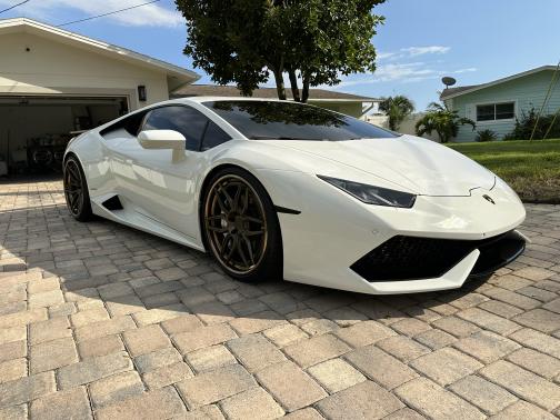 2016 Lamborghini Huracan LP610-4