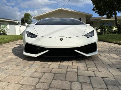 2016 Lamborghini Huracan LP610-4