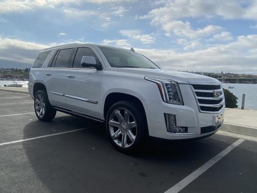 Photo 1 of 12 of 2017 Cadillac Escalade Premium Luxury