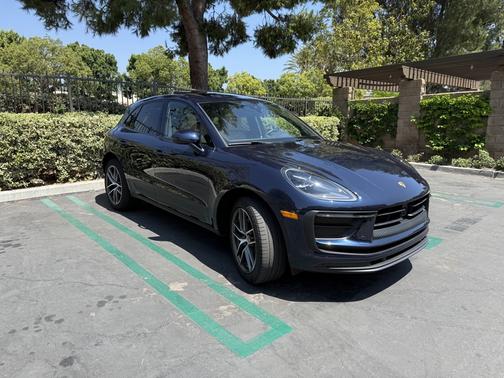 2022 Porsche Macan Macan