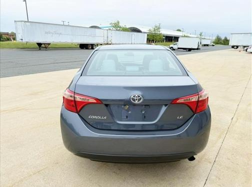 Gray 2018 Toyota Corolla LE