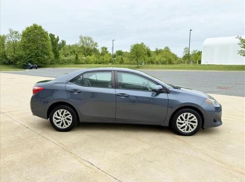 Gray 2018 Toyota Corolla LE