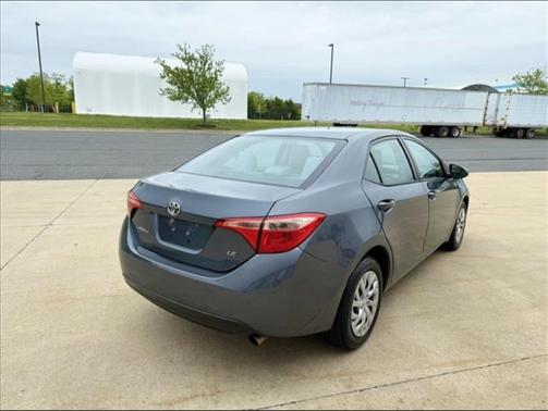 Gray 2018 Toyota Corolla LE