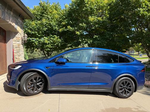 Blue 2023 Tesla Model X Standard Range