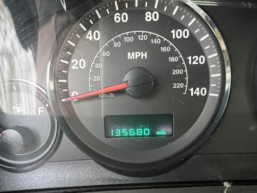 2005 Jeep Grand Cherokee Laredo