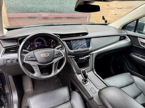 Gray 2017 Cadillac XT5 Luxury
