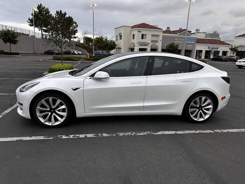 2019 Tesla Model 3 Standard Range Plus
