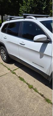 White 2014 Jeep Cherokee Latitude