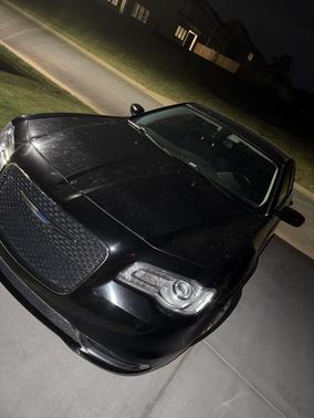 2019 Chrysler 300 Touring