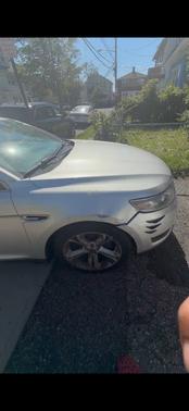 Gray 2013 Ford Taurus Limited