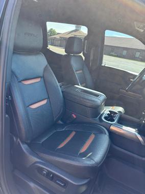 Black 2021 GMC Sierra 1500 AT4