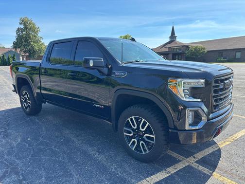 Black 2021 GMC Sierra 1500 AT4