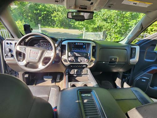 Gray 2017 GMC Sierra 1500 SLT