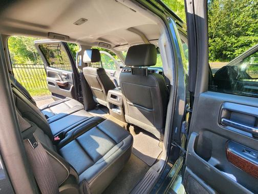 Gray 2017 GMC Sierra 1500 SLT