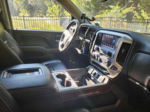 Gray 2017 GMC Sierra 1500 SLT
