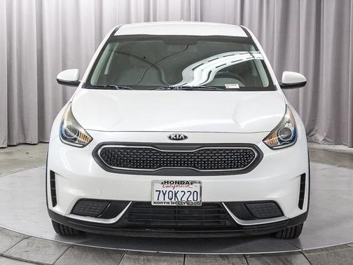 2017 Kia Niro FE