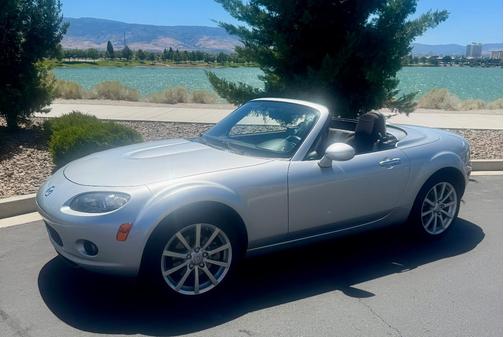 Silver 2008 Mazda MX-5 Miata Touring Hardtop Convertible