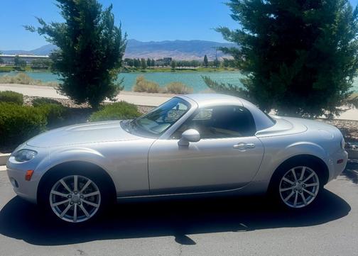 Silver 2008 Mazda MX-5 Miata Touring Hardtop Convertible