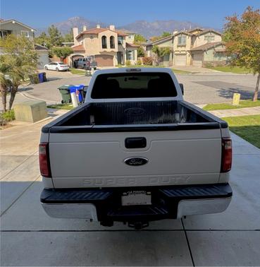 White 2016 Ford F-250 XLT