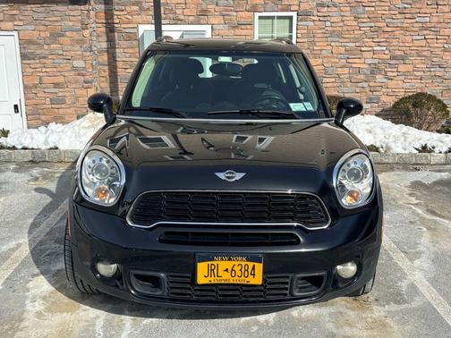 2012 MINI Cooper S Countryman Base