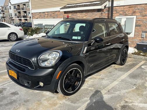2012 MINI Cooper S Countryman Base