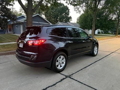 Black 2014 Chevrolet Traverse 2LT