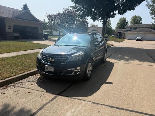 Black 2014 Chevrolet Traverse 2LT
