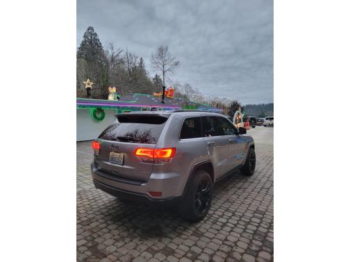 2018 Jeep Grand Cherokee Laredo E