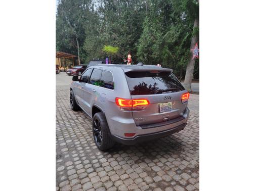 2018 Jeep Grand Cherokee Laredo E