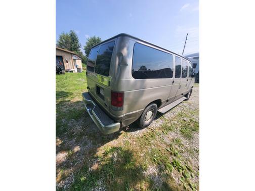 2002 Ford E150 XL Wagon