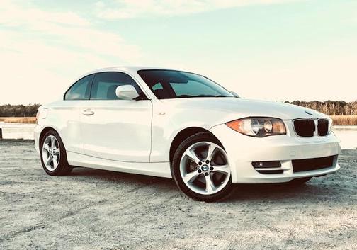 White 2011 BMW 128 i