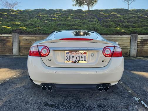 2007 Jaguar XKR Base