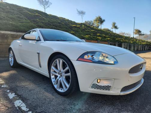 2007 Jaguar XKR Base