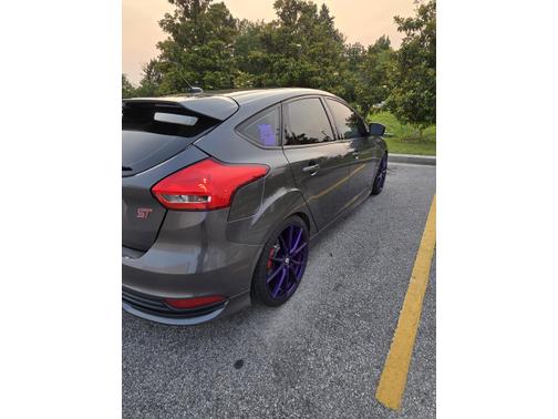2017 Ford Focus ST Base
