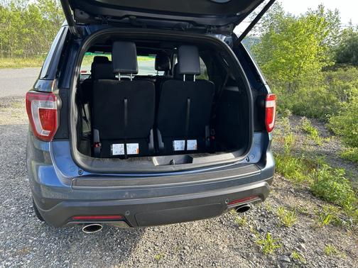 Blue 2018 Ford Explorer XLT