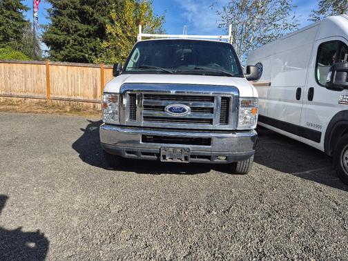White 2014 Ford E250 Cargo
