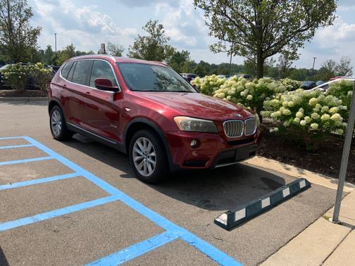 Photo 1 of 2 of 2011 BMW X3 xDrive28i