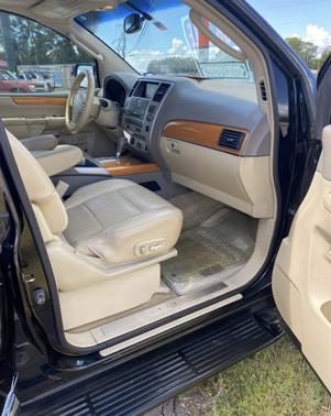 Black 2010 INFINITI QX56 Base