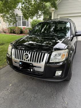 Black 2009 Mercury Mariner Premier