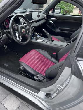 2020 FIAT 124 Spider Abarth