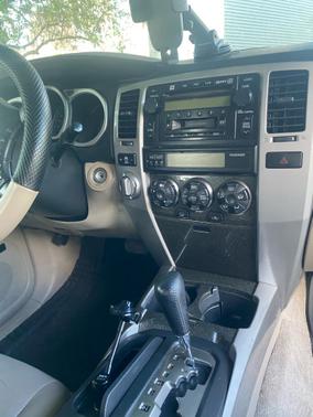 2004 Toyota 4Runner Limited V8