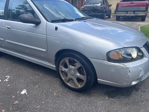 Silver 2006 Nissan Sentra SE-R Spec V