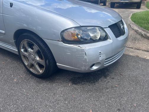 Silver 2006 Nissan Sentra SE-R Spec V