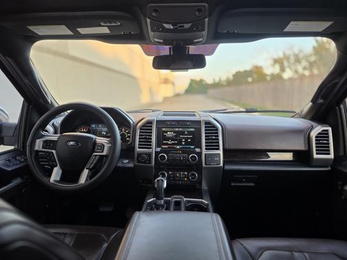 2015 Ford F-150 Platinum