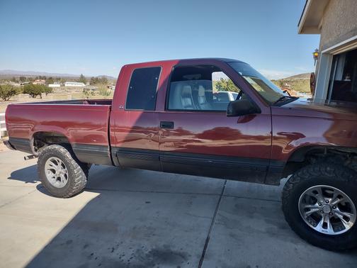 Photo 2 of 2 of 1998 GMC Sierra 1500 SL Extended Cab
